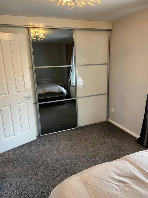 הוילה Mosborough Garland Way 2 Bed House Sheffield Free Parking 5 Min From M1 מראה חיצוני תמונה